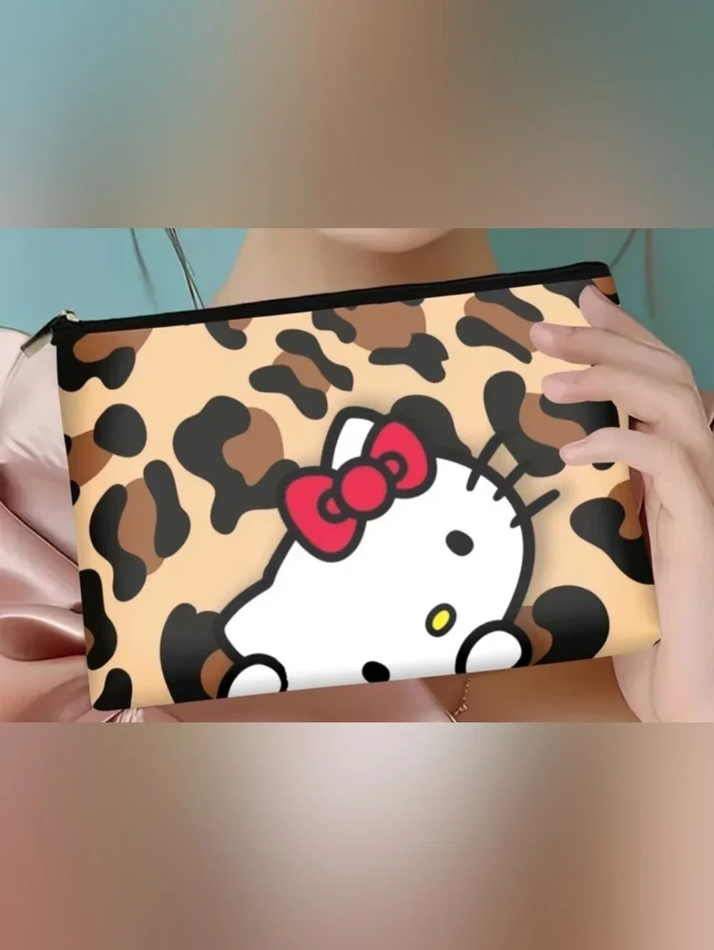 Hello Kitty Stationary Set- Notepad, Pen, Stickers & Zipper Pouch- NEW!